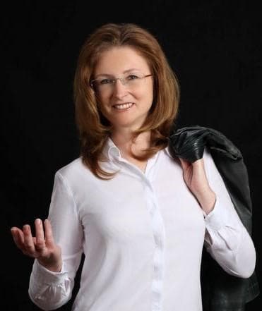 Dr Małgorzata Roge - Wiśniewska